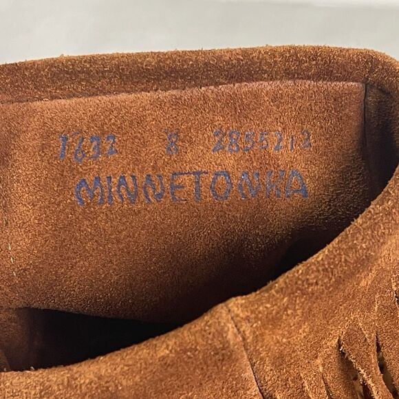 Minnetonka 3-Layer Fringe Suede Leather Moccasin Boots Size 8 Brown Boho Comfy - Picture 12 of 12